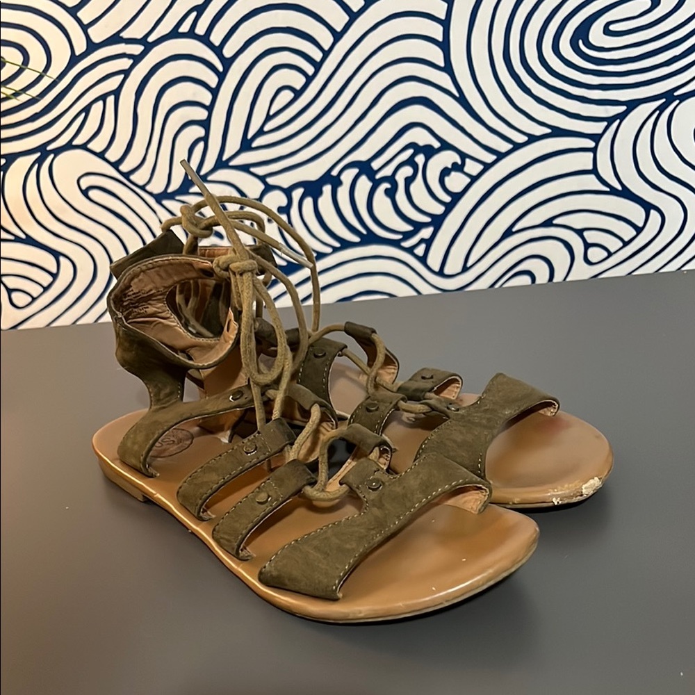 Stylish Olive Green Gladiator Sandals